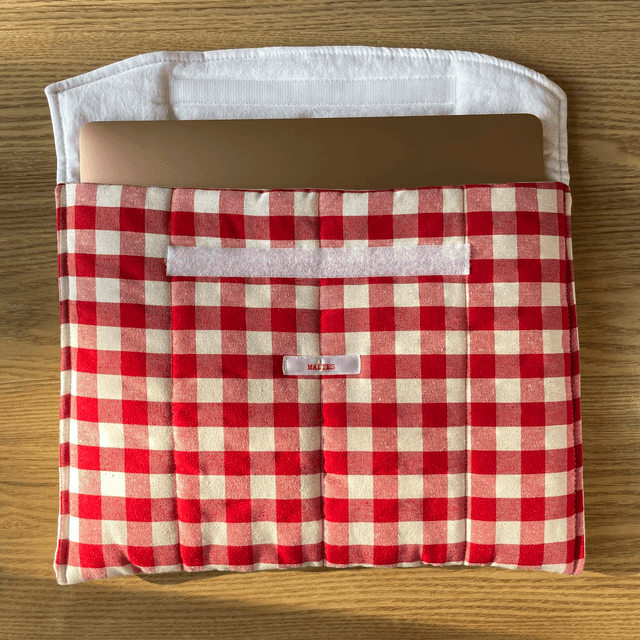 Pochette d'ordinateur vichy rouge