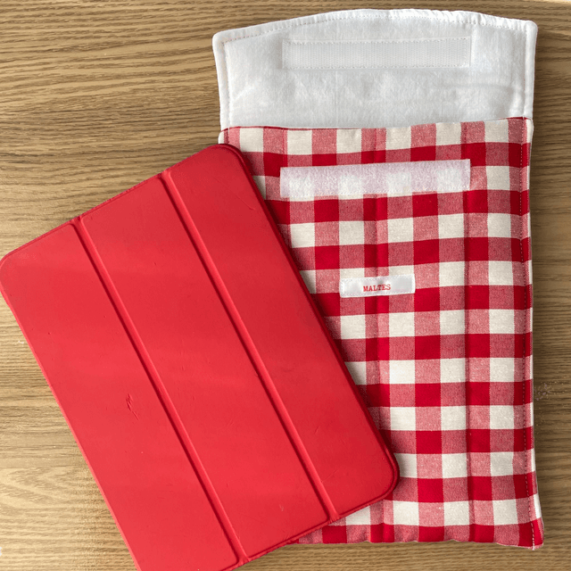 Housse de tablette vichy rouge