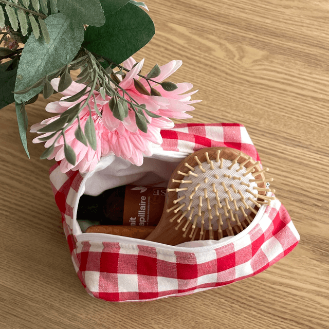 Trousse cube vichy rouge